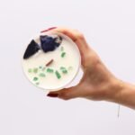 Čakrová Sviečka s Drahými Kameňmi - Krčná Čakra – Obrázok 4