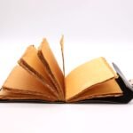 Kniha Tieňov s Ozdobným Okrajom - 15 x 21 cm – Obrázok 3