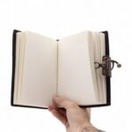 Kožený Potlačený Zápisník - Nikdy sa Nevzdávajte Svojich Snov - 200 strán - 17.5 x 13 cm – Obrázok 2